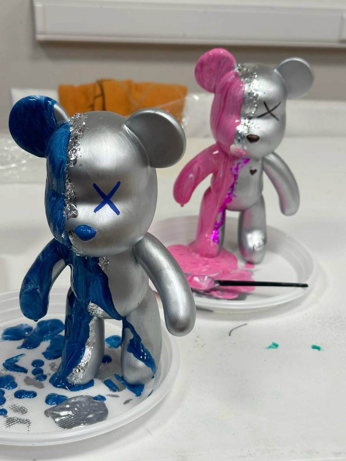 Fluid Bear / Rabbit Painting Workshop