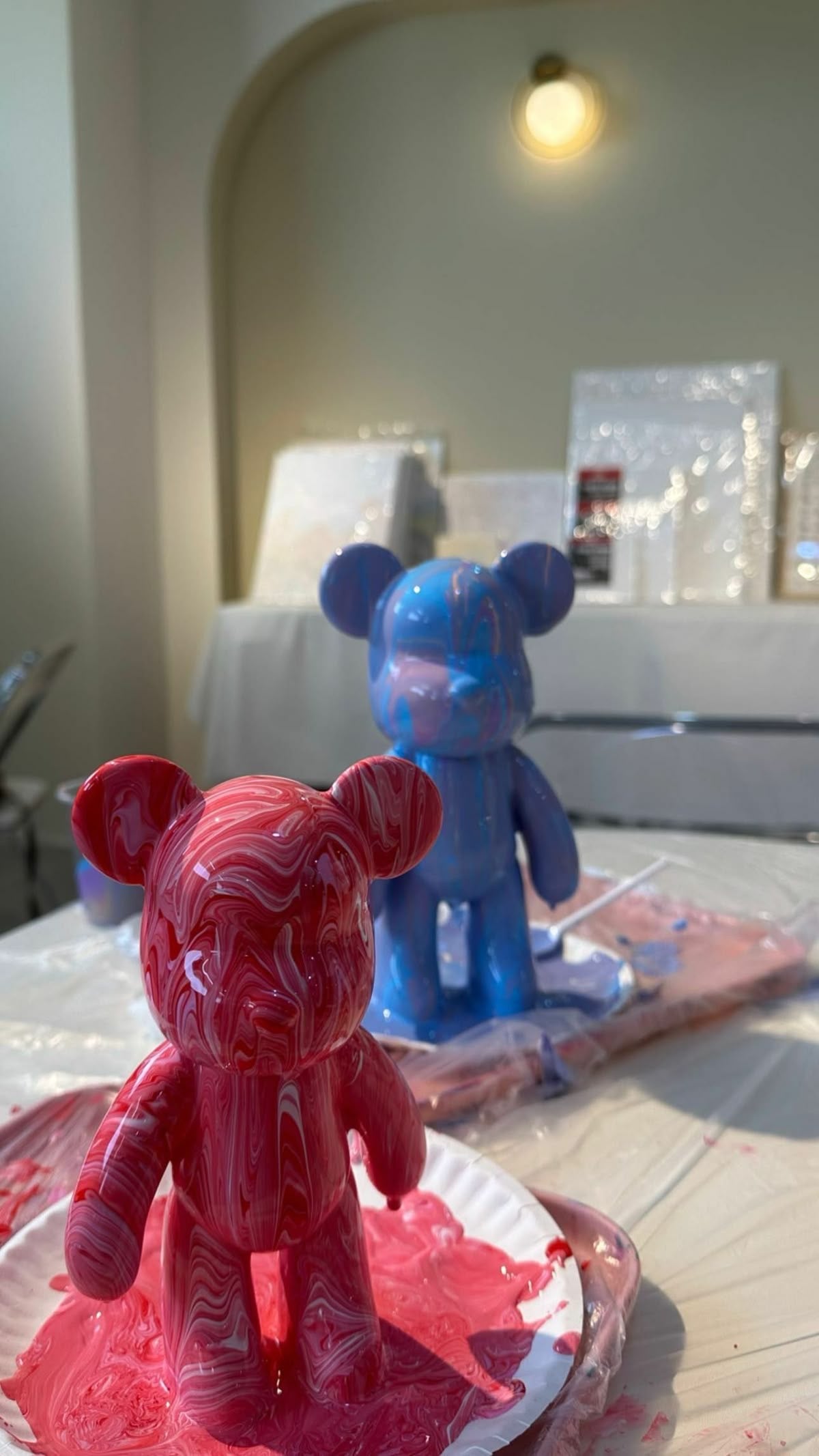 Fluid Bear / Rabbit Painting Workshop