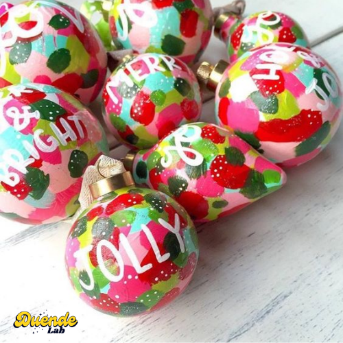 Christmas Baubles Decorating