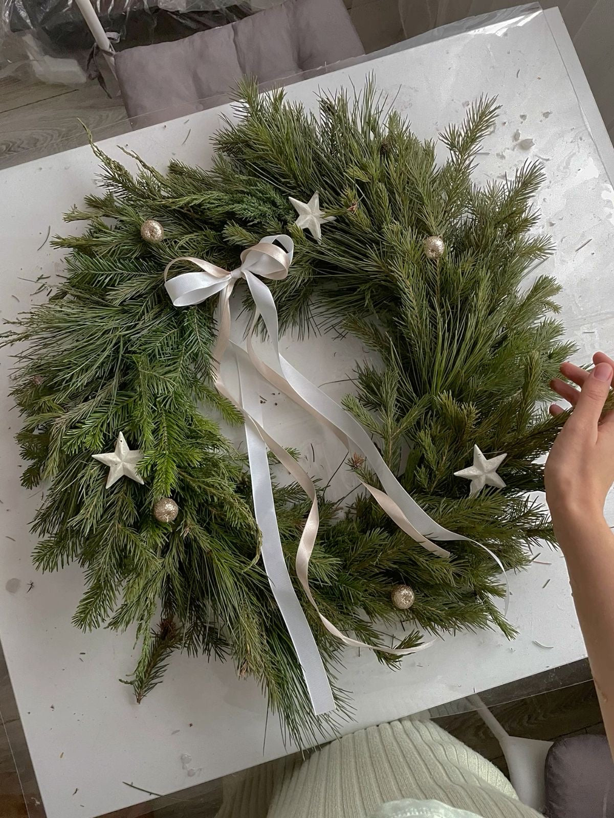 Holiday Wreath-Making & Sip Workshop