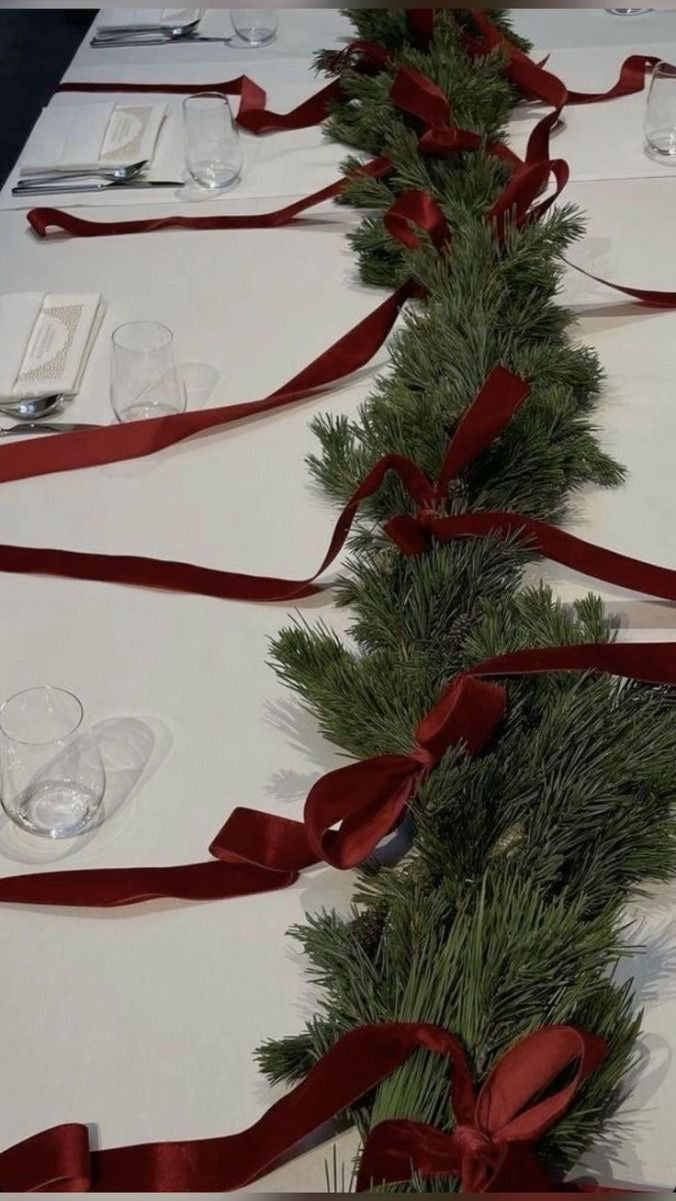 Holiday Wreath-Making & Sip Workshop